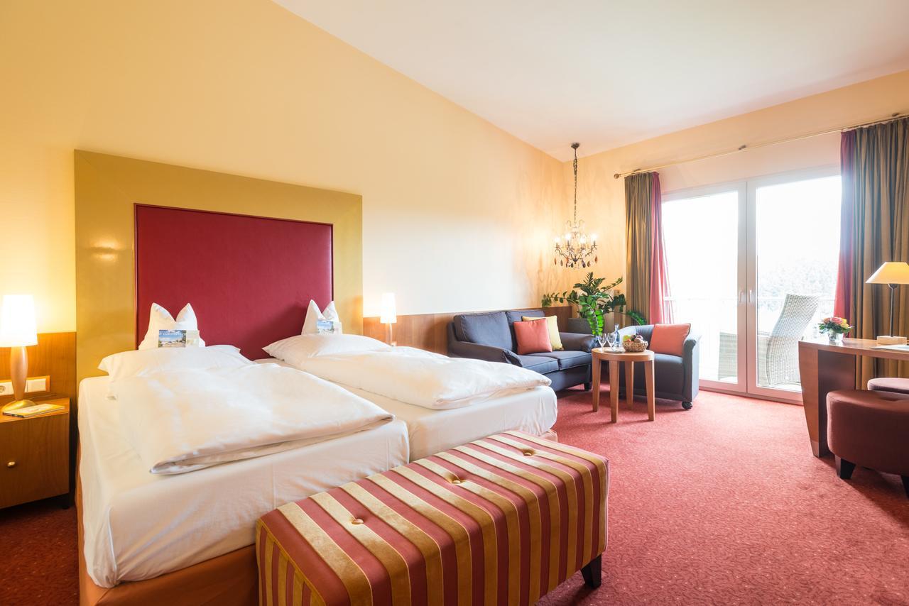 Hotel Heinz เฮอร์-เกรนซ์เฮาเซน ภายนอก รูปภาพ