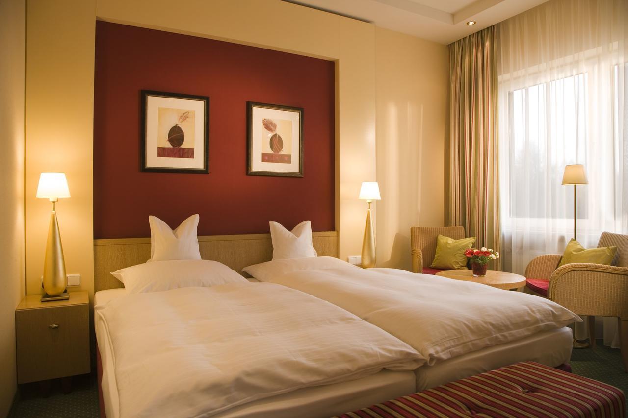 Hotel Heinz เฮอร์-เกรนซ์เฮาเซน ภายนอก รูปภาพ